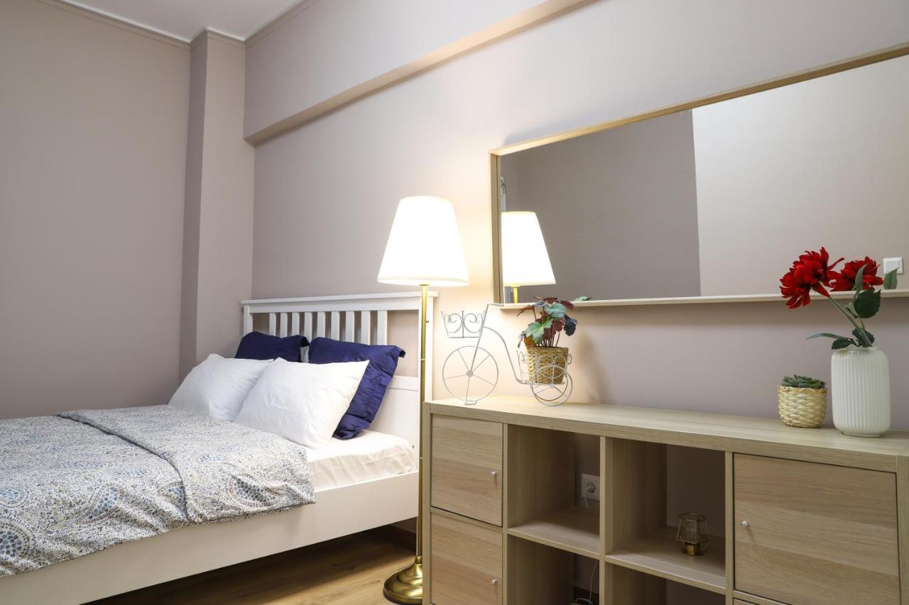 Luxury Seaview Apartment Con Vista Лутракі Екстер'єр фото